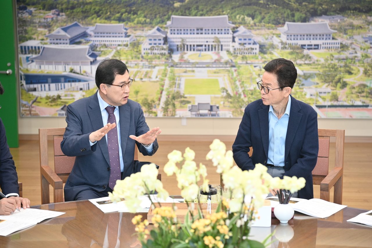 경주시, 경북도에 7개 현안 지원 건의…APEC 기념관·방폐장 지원사업 재편 요청
