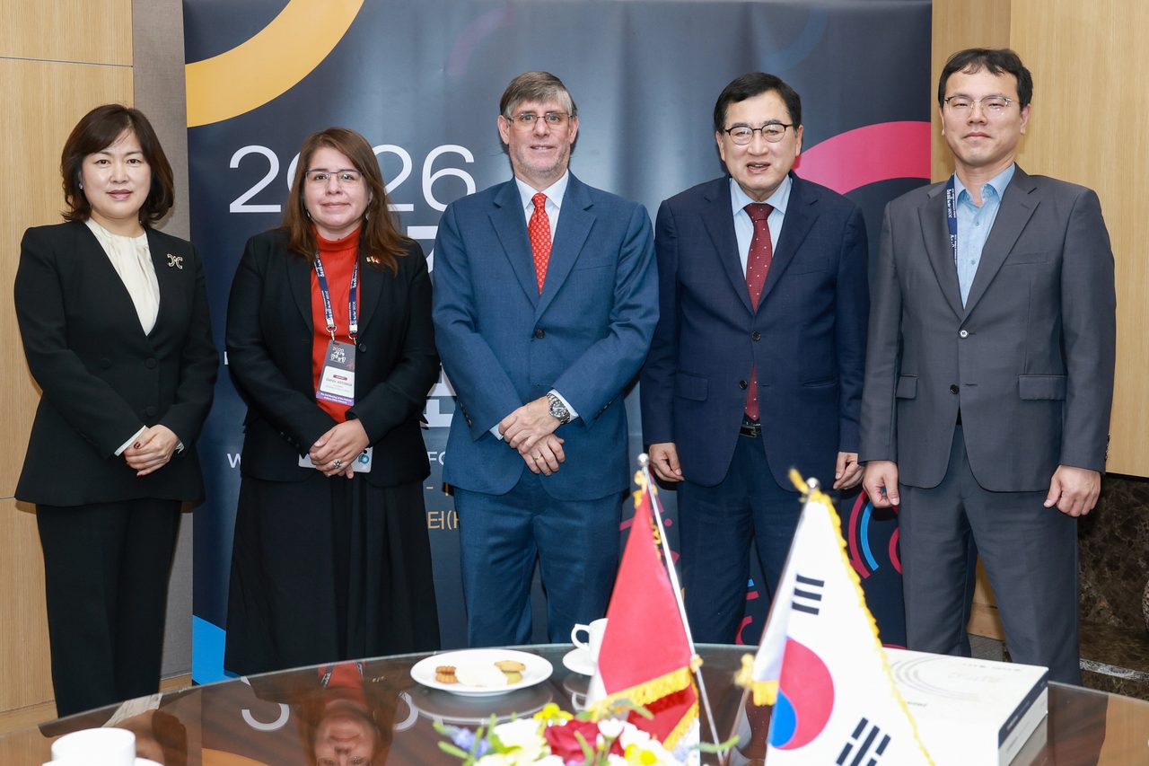 경주 찾은 주한페루대사·일본 나라시 대표단, 신라문화제 개막식 참석… 자매도시 교류 이어간다