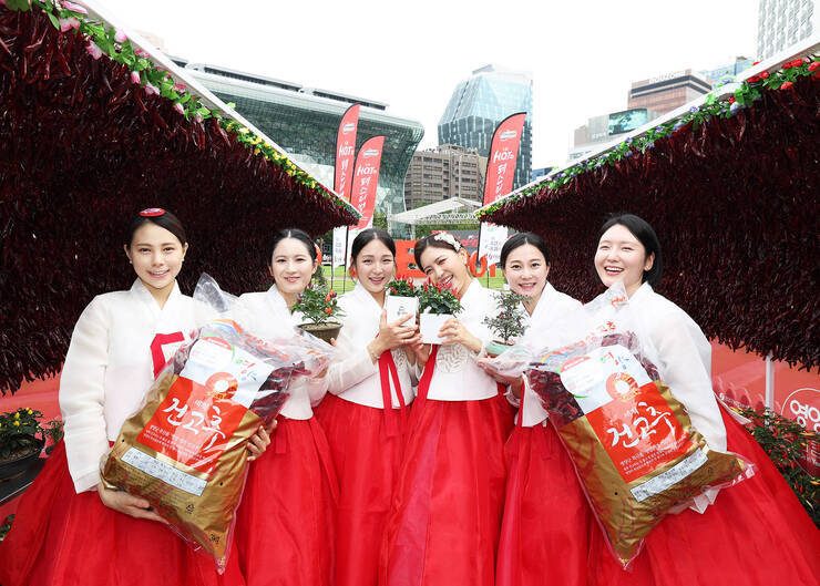 영양고추 H.O.T Festival 서울광장서 개막…18년째 수도권 직거래 장터